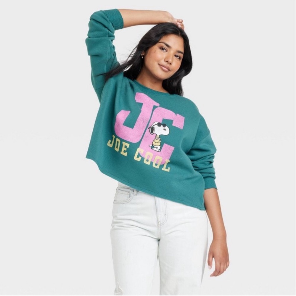 Women's Green Snoopy Peanuts Gang Joe Cool Graphic Pullover Sweatshirt